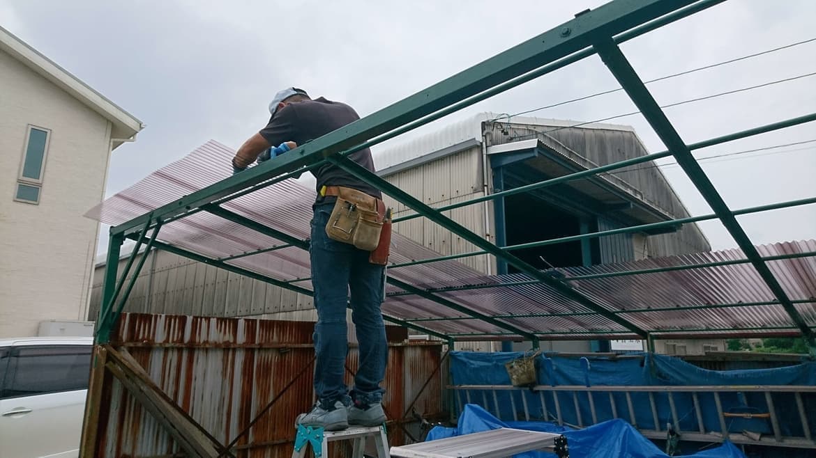 カーポート波板修理 名古屋市中区 | 波板交換ならエクステリアの窓口名古屋市中区