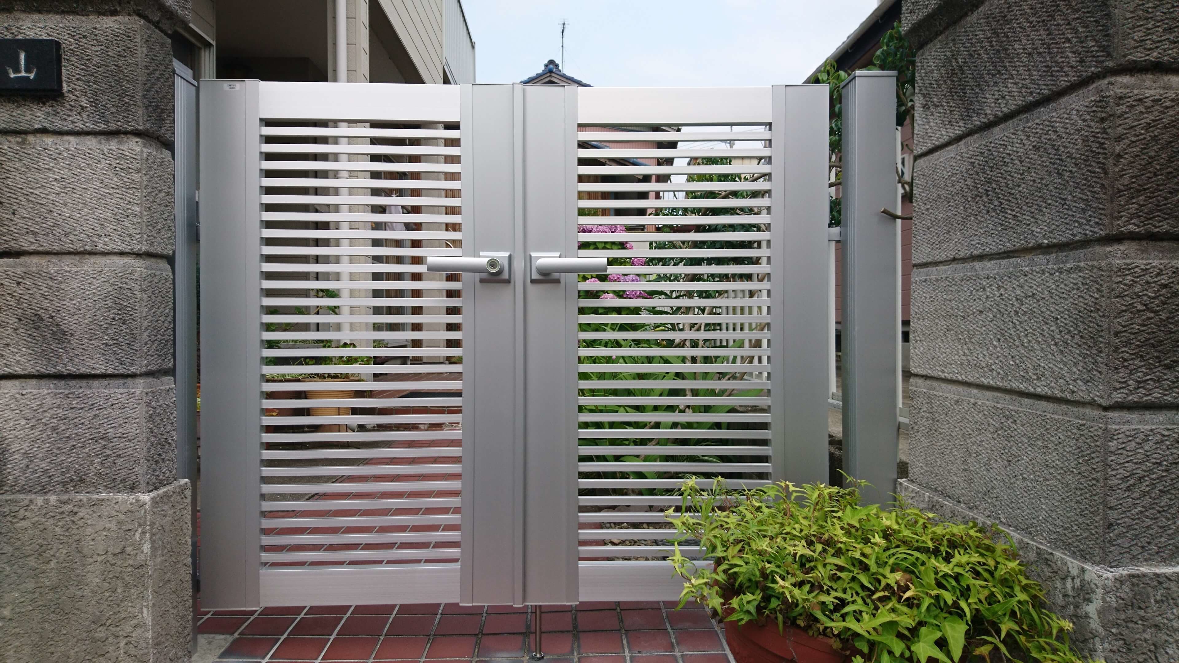 両開き門扉の取替え 名古屋市中区 | 門扉の取替えならエクステリアの窓口名古屋市中区