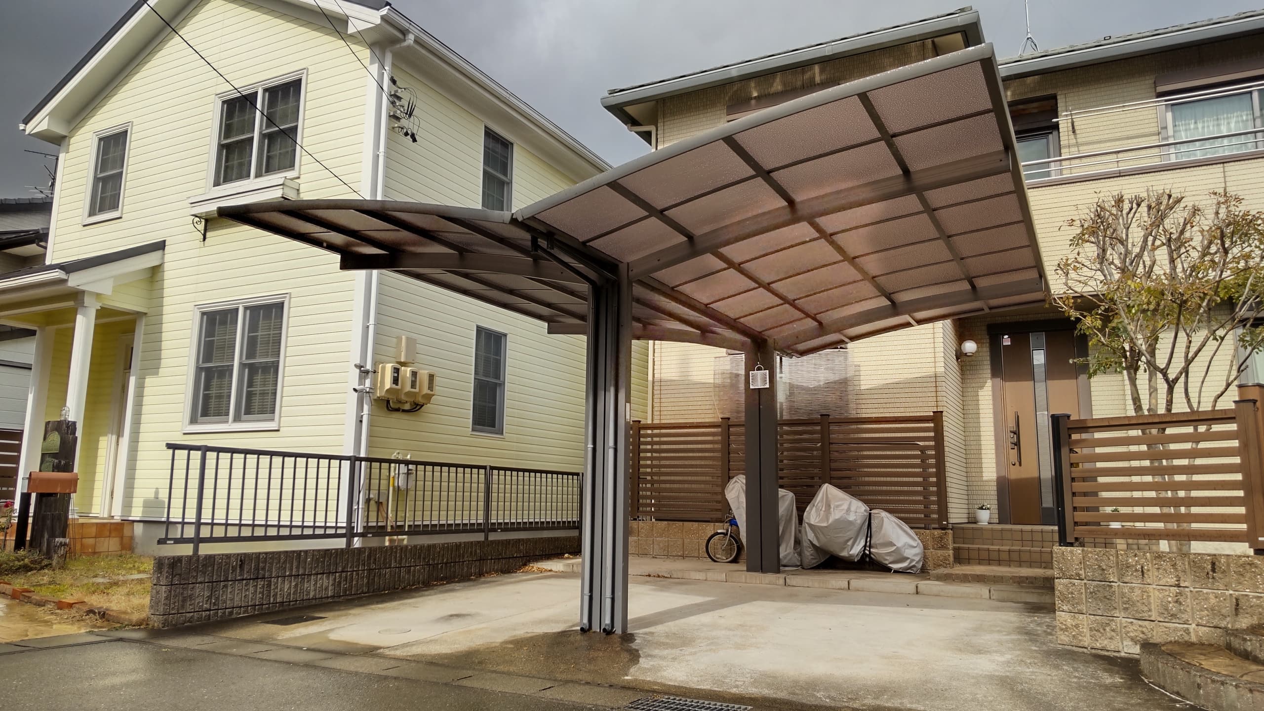 カーポート屋根パネル交換 名古屋市中区 | カーポート屋根パネル交換ならエクステリアの窓口名古屋市中区