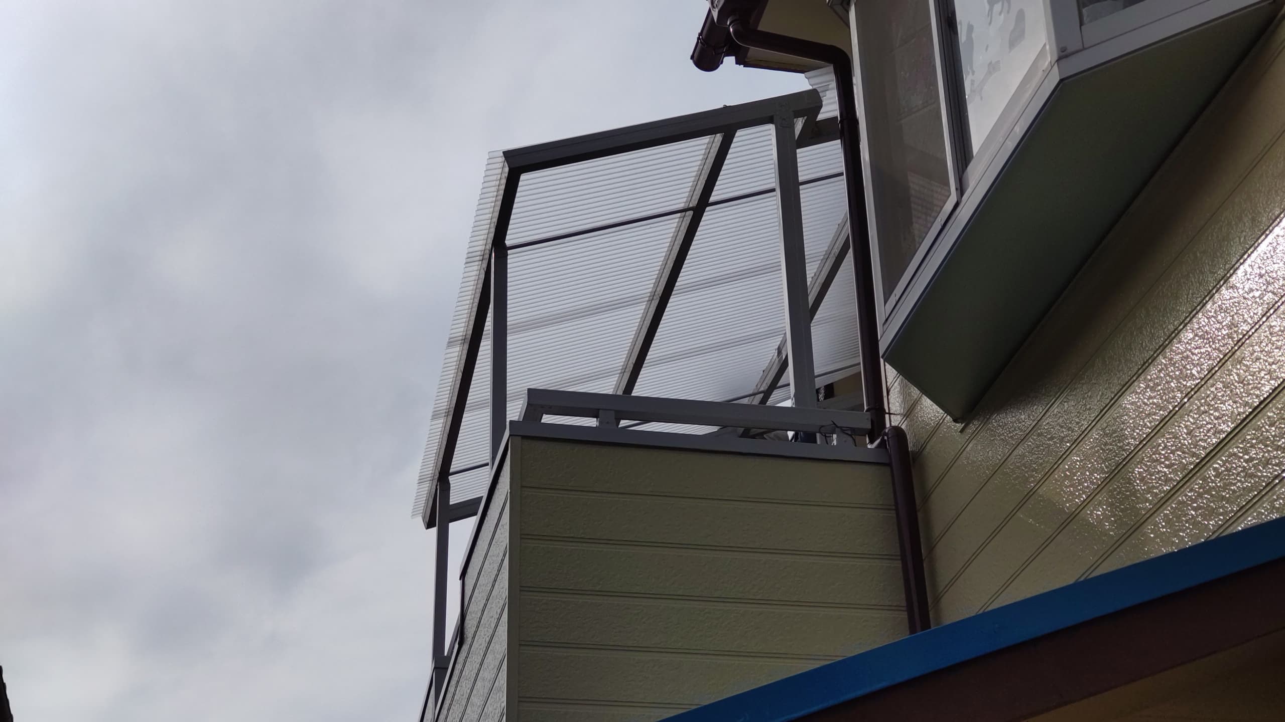 2階テラス波板交換 名古屋市中区 | テラス波板交換ならエクステリアの窓口名古屋市中区